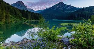 Mit dieser kurzen lagebeschreibung wird wanderern und bikern eigentlich schon klar. Obersee Bei Nafels Kt Glarus Aktivitaten Freizeit Ch