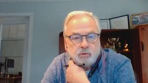 Indie booksellers thriving during pandemic thanks to new ways of connecting  with customers