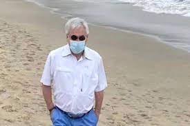 El vocero de gobierno, jaime bellolio, afirmó este lunes que el presidente sebastián piñera se autodenunciará luego de haber sido captado paseando por la playa de cachagua sin usar mascarilla. Pinera Se Disculpa Por Pasear Sin Mascarilla Y Oposicion Pide Sumario La Tercera