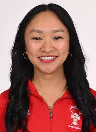 Heather Shinn's Instagram, Twitter & Facebook