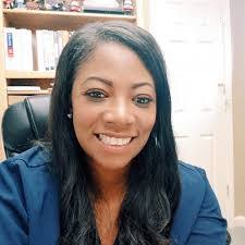 Corinne Dillard's Instagram, Twitter & Facebook