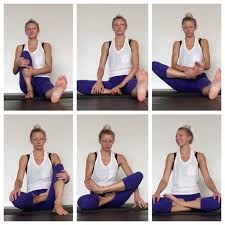 Pin By Juliana Santos De Matos On Yoga Yoga Postures Lotus Yoga Lotus Pose