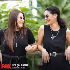 Sen cal kapimi oyuncu kadrosu ve karakter listesi dizi seti. 13 Tys Otmetok Nravitsya 97 Kommentariev Fox Foxturkiye V Instagram Fifi Melo Yu Iyice Kendine Benzetti Sencalkapi Korean Fashion Fashion Women