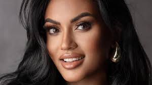 Sri Lanka's Ishadi Amanda crowned 1st Runner-Up at Mrs. World