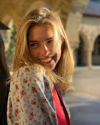 Maggie Mcgraw's Instagram, Twitter & Facebook