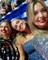 Feeling incredibly grateful to have gotten to spend my weekend at The Eras  Tour. Thank you for the most magical two nights @taylorswift, you are truly  unbelievable🫶🏼 #swiftie4life