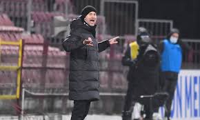 Antrenorul are bonusuri uriașe în contract. Edi IordÄƒnescu DÄƒ CÄƒrÈ›ile Pe FaÈ›Äƒ Cfr Cluj Nu A Fost FavorizatÄƒ De Arbitru Cu Fcsb HaideÈ›i SÄƒ Fim ProfesioniÈ™ti Ora Exacta In Fotbal