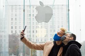 Zitat von ranalee am 22.03.2018 um 02:59 uhr. Tim Cook On Twitter The Big Day Is Here Enjoy Iphone 12 Pro Max And Iphone 12 Mini
