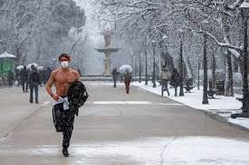 The madrid snow zone is the only indoor ski slope in spain and one of the largest in the world. Tzs L Jr41ganm