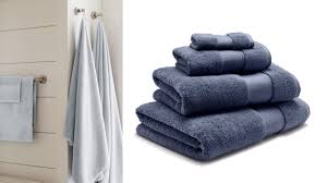 Buy bath towels and get the best deals at the lowest prices on ebay! These Highly Absorbent Plush Towels From Riley Are A Gift To The Frequent Shower Takers