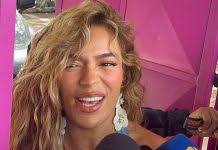 Centenario del Junior! develan estatua del narrador Edgar Perera en la  Ventana de Campeones