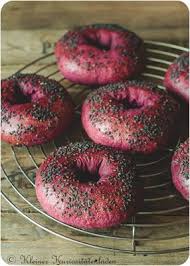Rote Bete Bagel Kleiner Kuriositatenladen Bagel Bakery Bread Bagel Shop