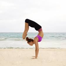 Taraksvasana Combines Flexibility Strength And Balance You Need Plenty Of Relaxed Breath And A Sense That The Only Mome How To Do Splits Yoga Lifestyle Yoga