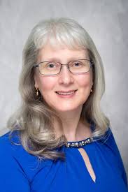 Tracy Thacker's Instagram, Twitter & Facebook