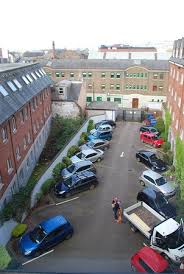 Dear guest, thank you for taking the time to write a review following your recent stay. Disappointing Room View Homeless Person On The Pavement Picture Of Jurys Inn Cork Tripadvisor