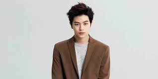 Foto yook sungjae bareng kim sohyun : Sungjae Confirmed To Join Star Studded Cast Of Goblin Sungjae Btob Sungjae Yook Sungjae