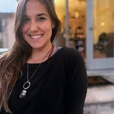 Melissa Meader's Instagram, Twitter & Facebook