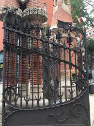 Pin By Jenni Bray On Metal Sf Mediterranean Style Homes Mediterranean Style Old World