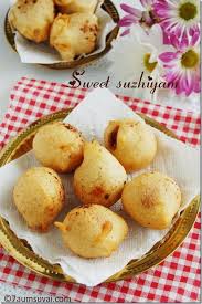 Here all the recipes are written in tamil and in easy understandable manner. Kadalai Paruppu Poorna Suzhiyam Suyam Seeyam Food Indian Sweets Cooking