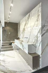 Arredo Bagno In Muratura Effetto Marmo Lastre Ceramiche Calacatta Oro Arredo Bagno Ca White Marble Bathrooms Bathroom Design Luxury White Bathroom Designs