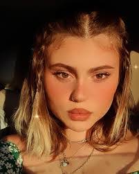 Adi Levi's Instagram, Twitter & Facebook