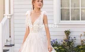 Check spelling or type a new query. Brautmode Hochzeitsblume Moderne Brautkleider In Wolfenbuttel