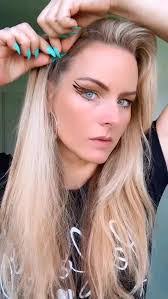 Caitlin Petersen's Instagram, Twitter & Facebook