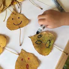 Teaching kids healthy expression of emotions. Fall Activities For Preschoolers To Teach Emotions Leaf Faces