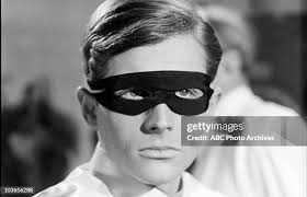 33 Photos & High Res Pictures