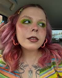 kirsten • nashville makeup artist (@colorbykirsten) • Instagram  ဓာတ်ပုံများနှင့် ဗီဒီယိုများ