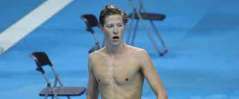 Han blev af landstræner ulrik wilbek udtaget til vm 2009 i kroatien. Henrik Christiansen Dominates Norwegian Champs