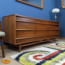 Mid century curved front dresser. Mid Century Modern Walnut 9 Drawer Dresser With Curved Front From Peg Leg Vintage Of Beltsville Md Attic