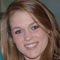 Laura Leder's Instagram, Twitter & Facebook