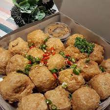 Buat tauhu bergedil ni boleh dijadikan sebagai aktiviti keluarga kat dapur. Resepi Tauhu Bergedil Azlita