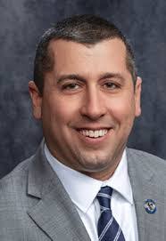 Larry Karger's Instagram, Twitter & Facebook