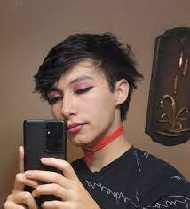 willzoneium on X: First time using eyeshadow! #femboy Would appreciate a  like :3 t.coIvrqqKhfcB  X