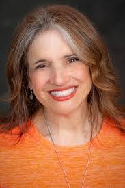 Jennifer Struchen's Instagram, Twitter & Facebook