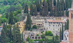 Acquista i biglietti e scopri lei info tecniche, i contatti e le immagini del teatro. Roman Theatre Verona Travelling Dave