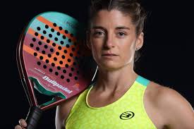 Ale Salazar's Instagram, Twitter & Facebook