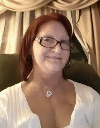 Leah Bona's Instagram, Twitter & Facebook