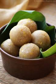 Hailing from an authentic tamil brahmin family, my supreme love for traditional brahmin recipes is thoroughly justified. Rava Sweet Recipes In Tamil Rava Kesari Tamil Nadu Recipe In English Madurai Kitchen These Tiny Balls Are Made From Tapioca Danab Fennel