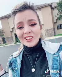 Come join my team at Glam Nation Hair Salon! Located in the beautiful NW  @salondistrictstudios location. Looking for a part time or full time  stylist. Please share this post and DM if