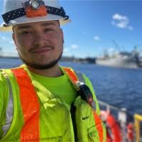 4 "William Kline Jr." profiles