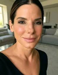 Hi honey, I want you to know that I love you so much and I'm the real  SANDRA BULLOCK text me now ❤️I still think of you ❤️❤️
