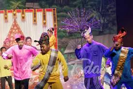 First people, native people, original people, aborigines people or aboriginal people in malay) are the heterogeneous indigenous population that forms as a national minority and. Pts Angkat Seni Tradisi Perak Melalui Pementasan