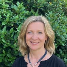 Hoarding therapy in Cardiff, CF3-CF99