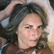 Can chickens eat strawberry tops and orange peels?