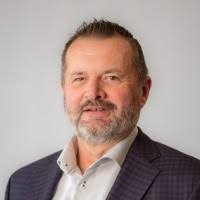 100+ perfiles de «Deshane»