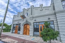 Cool bar that stretches out and turns into double sided seating. Photos Edward Teach Brewery