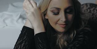 One and only", Lindsay Pace incontra due dj e producers polacchi